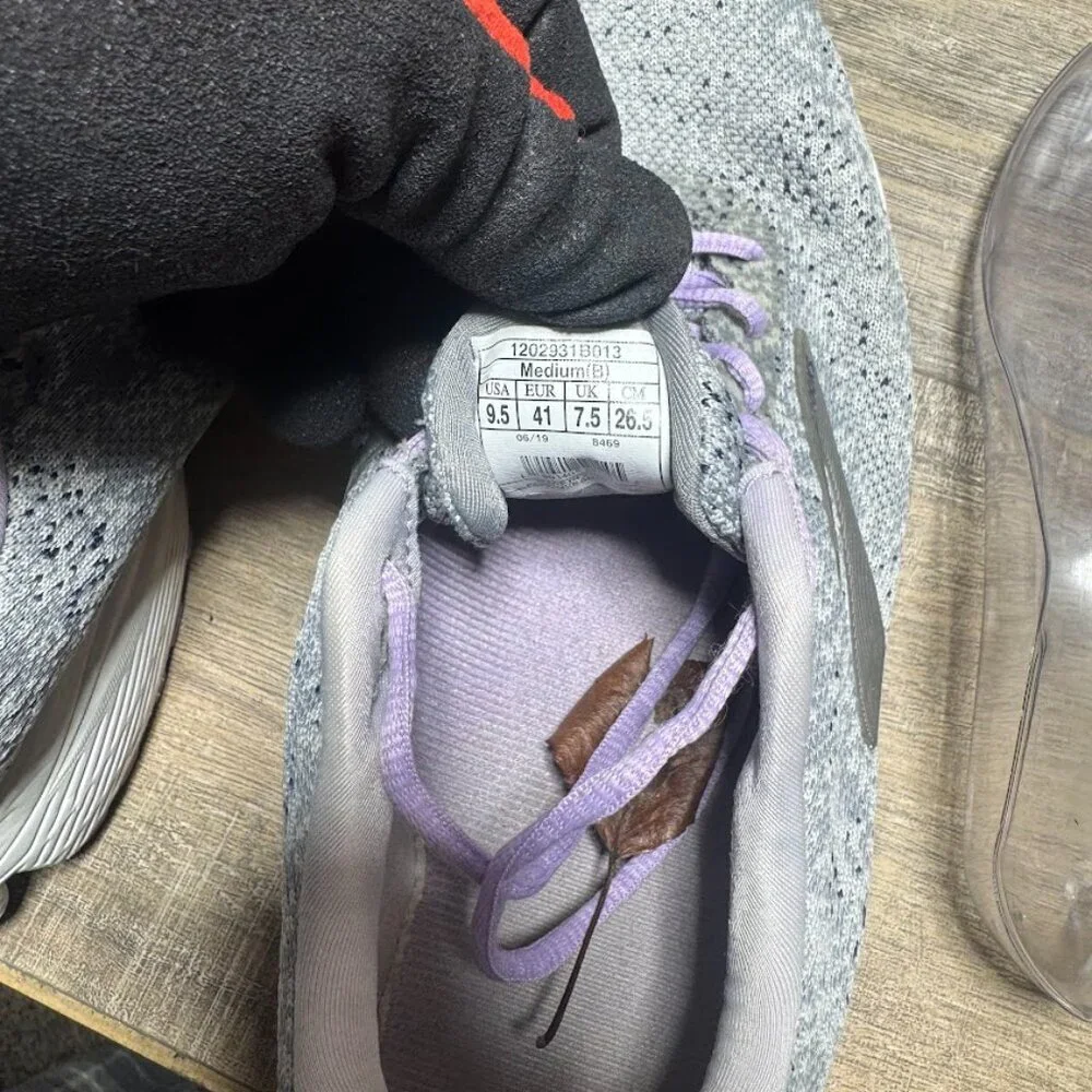 Brooks Anthem 2 Grey/Lavendar Athletic Shoe Women's Size 9.5